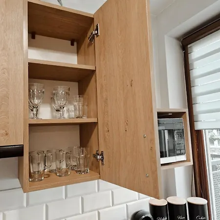 Terrace Centrum - Cozy Terrace, Free Parking, Netflix - Rail Station 850m * فروتسواف