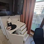 Terrace Centrum - Cozy Terrace, Free Parking, Netflix - Rail Station 850m *