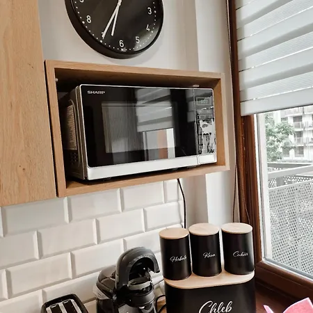 Terrace Centrum - Cozy Terrace, Free Parking, Netflix - Rail Station 850m 브로츠와프