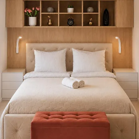 Terrace Centrum - Cozy Terrace, Free Parking, Netflix - Rail Station 850m Apartment *