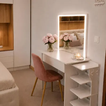 Apartment Terrace Centrum - Cozy Terrace, Free Parking, Netflix - Rail Station 850m Wroclaw