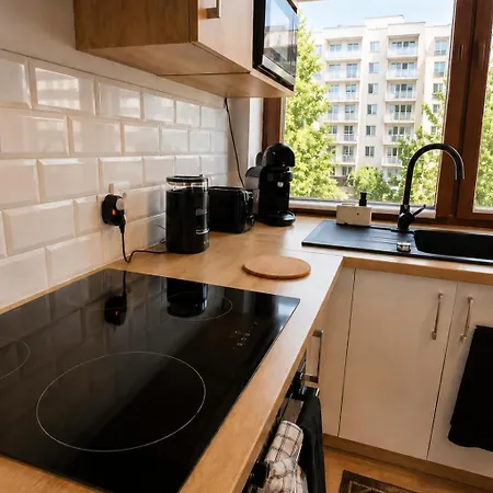 Terrace Centrum - Cozy Terrace, Free Parking, Netflix - Rail Station 850m *