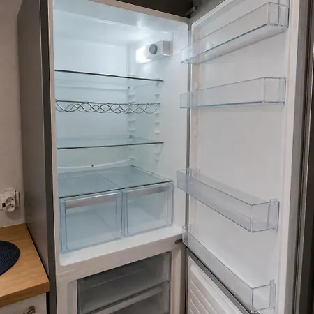 Terrace Centrum - Cozy Terrace, Free Parking, Netflix - Rail Station 850m *